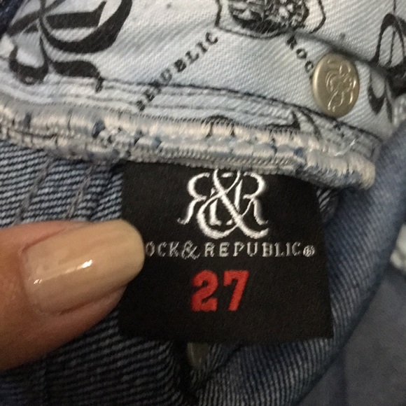 Authentic rock and republic jeans - Picture 3 of 3